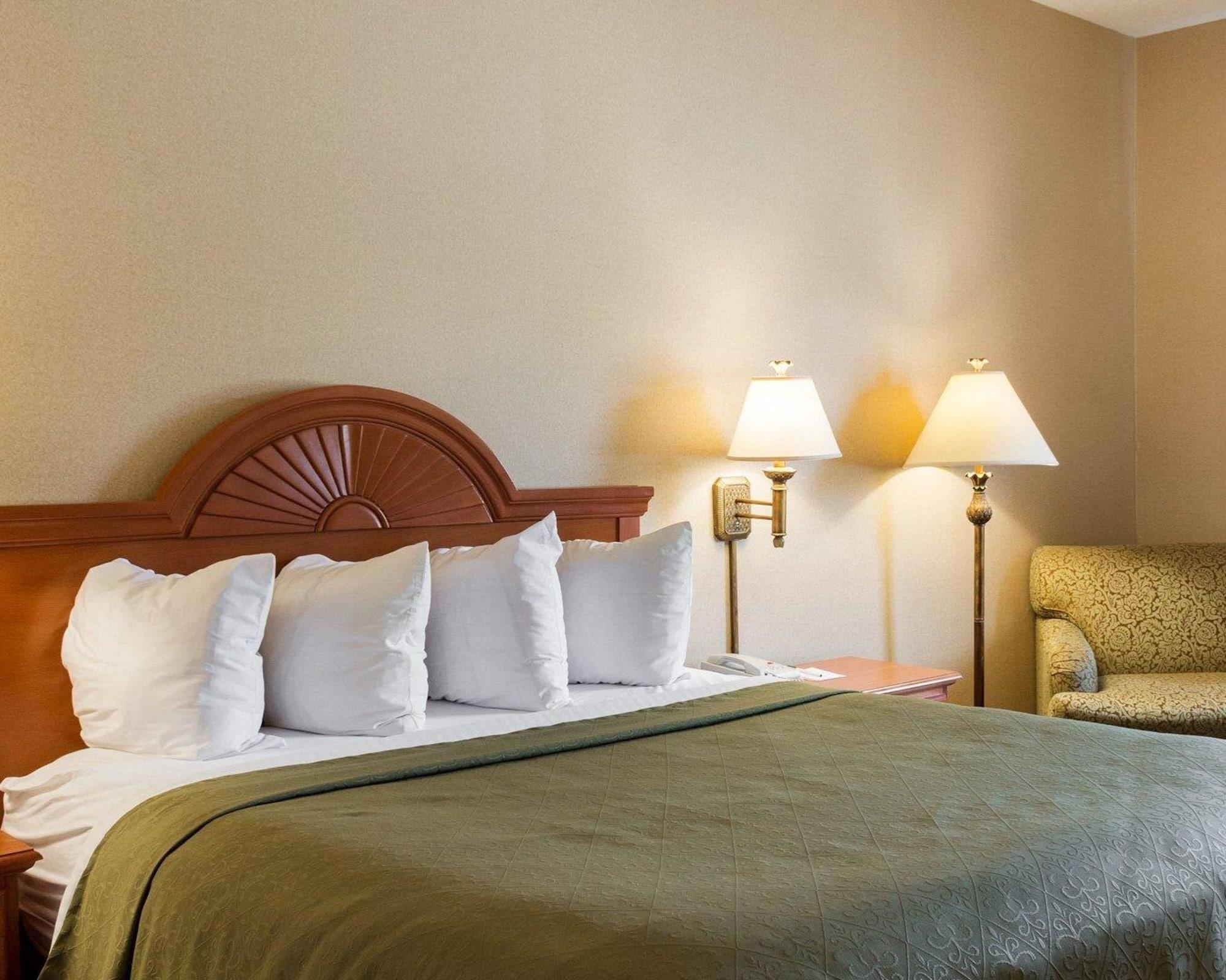 Quality Inn Brookings-University Экстерьер фото